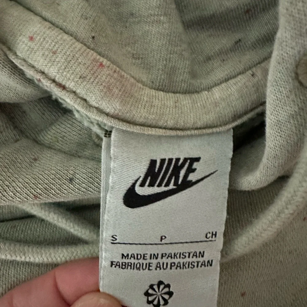 Nike Green Sweatshirt Classic Pullover Hoodie